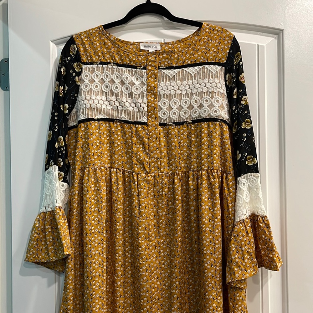 hailey and co size medium dress nwot